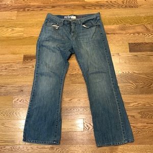 Urban Pipeline relaxed bootcut jeans 33 x 32
